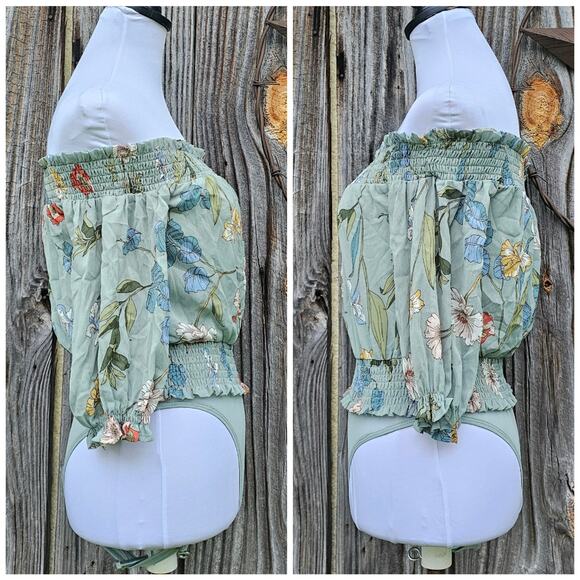 OffShoulder Bodysuit ASTR Lucy Size XS Sage Green Floral Smocked Ruffle Crop NWT - Picture 2 of 9